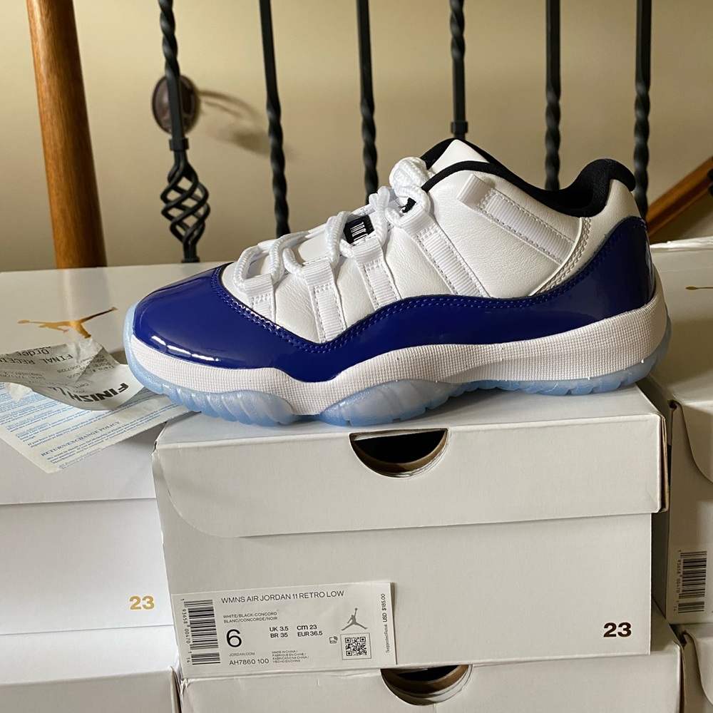 Jordan 11 concord sketch women’s